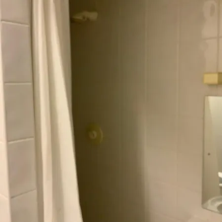 Апартаменты Quite And Cozy 2 Bedroom *