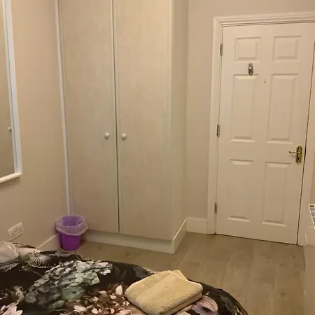 Апартаменты Quite And Cozy 2 Bedroom