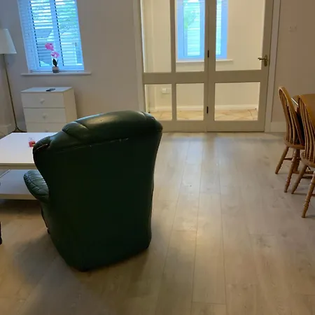 Quite And Cozy 2 Bedroom Galway