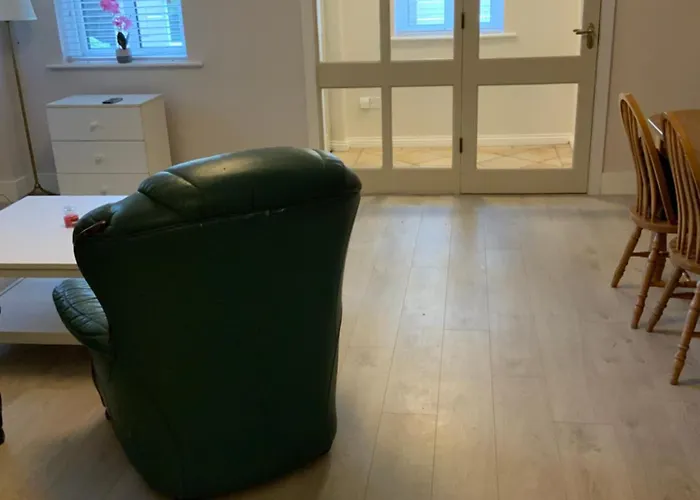 Quite And Cozy 2 Bedroom Голуэй